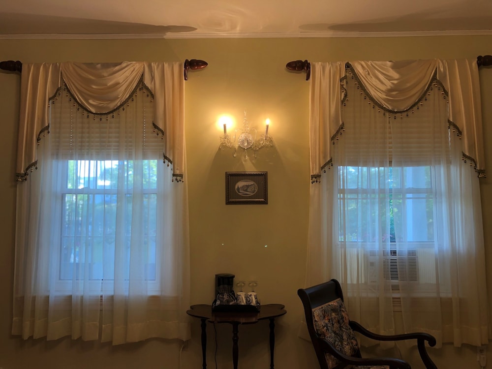 Inn on Frederick