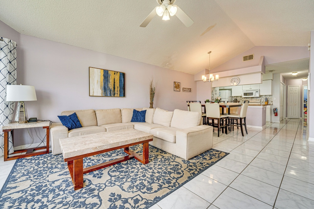 4 Mi to Wdw: Condo w/ Family-friendly Perks!