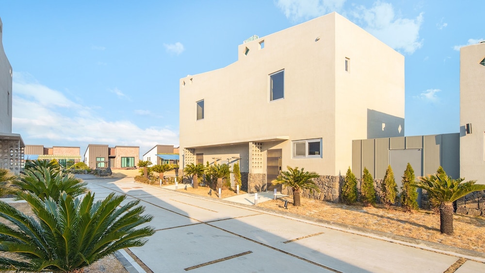 Jeju Boutia Private Pension