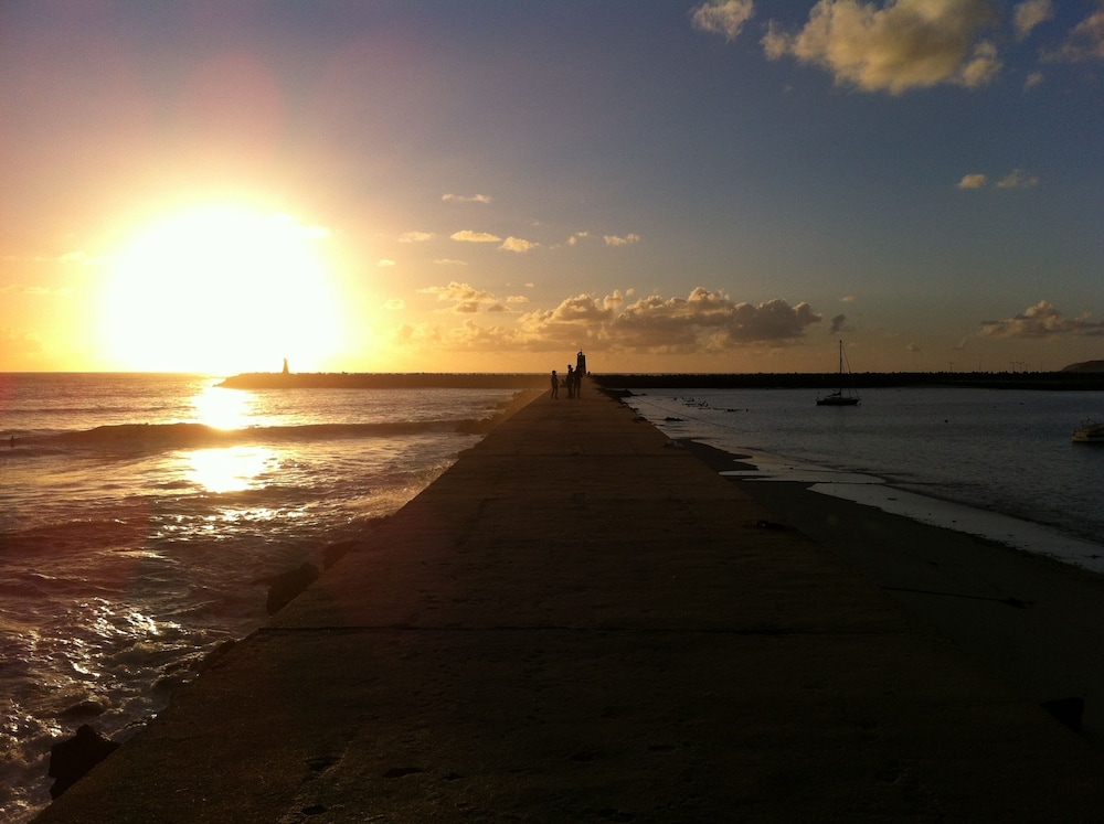 Peniche Surf Lodge - Hostel