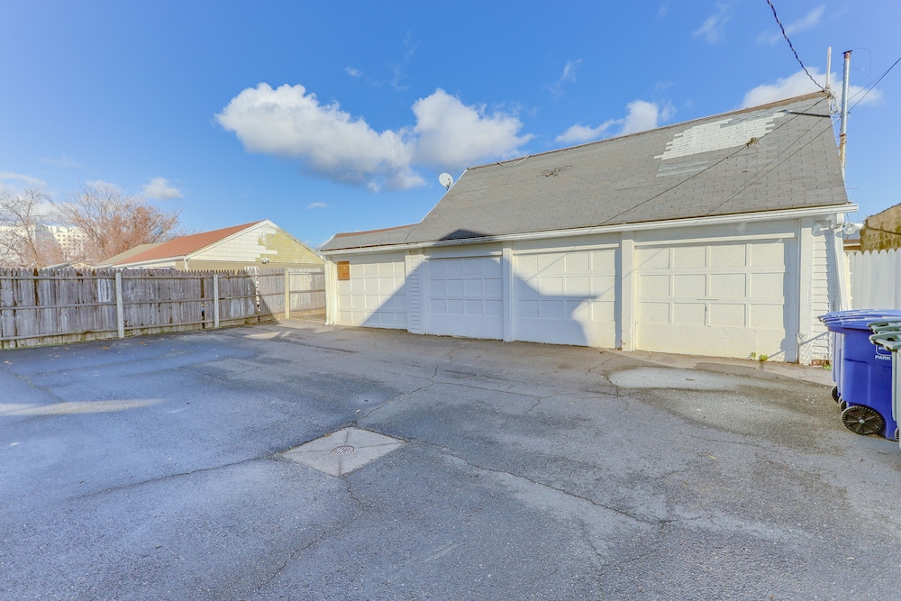 Bridgeport Vacations - Cozy Bridgeport Apartment: 2 Mi to Downtown! - Property Image 9