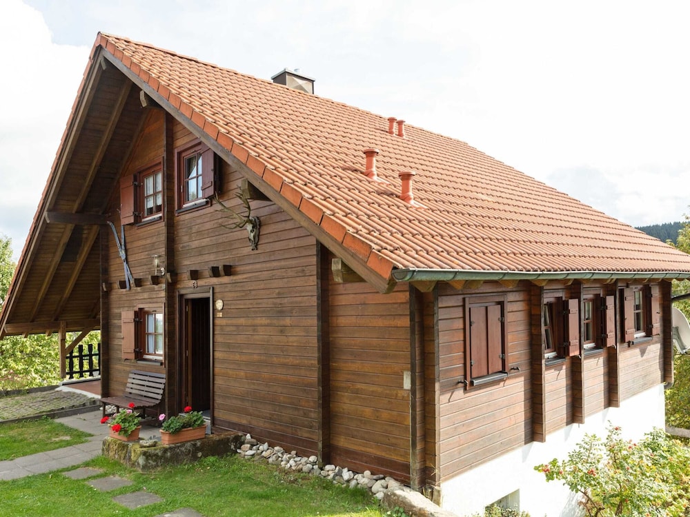 Holzferienhaus in Hinterrod mit Sauna