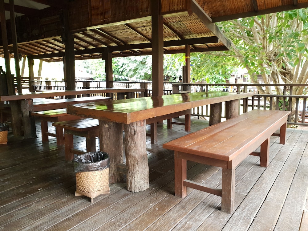 Lanna Ricebarn