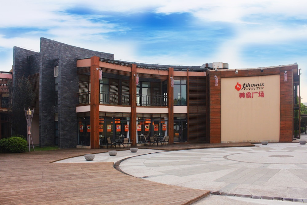 Phoenix Hotspring Resort, photo 9