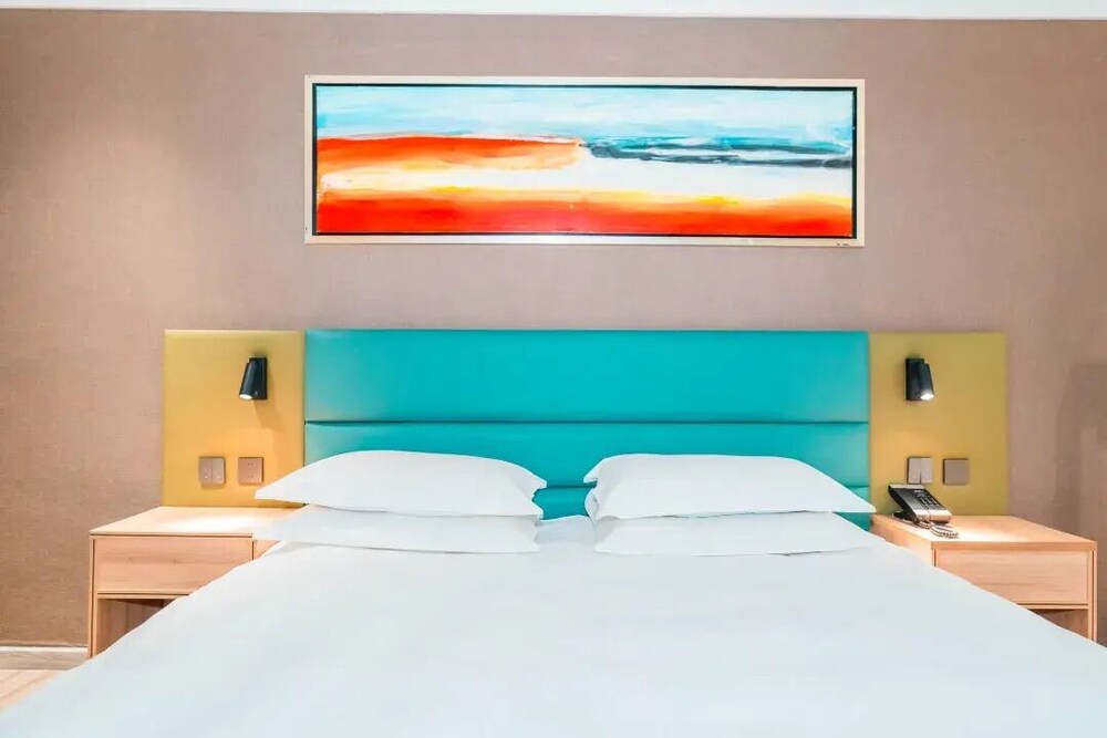 Wode Hotel Tengzhouhuochezhandian