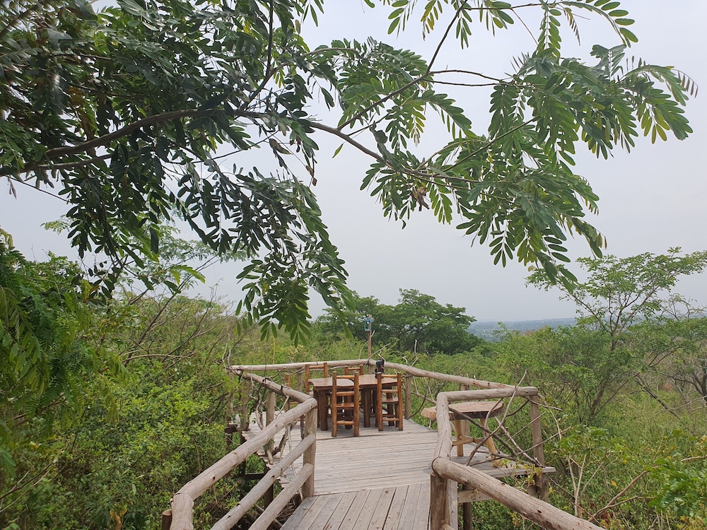 Topi Lodge