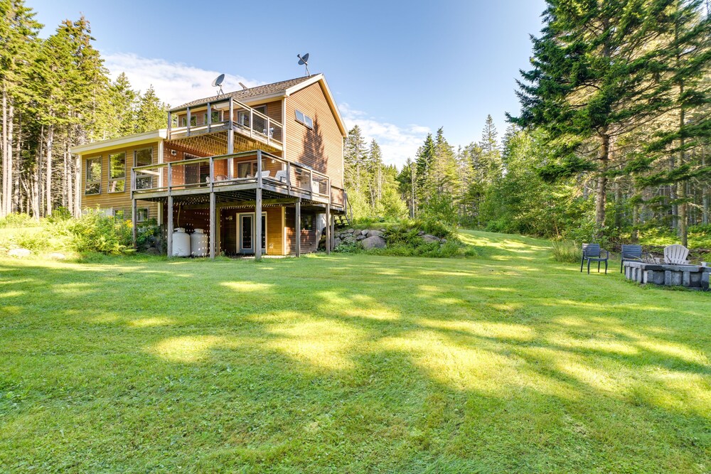 Waterfront Deer Isle Retreat w/ Fire Pit! view 4