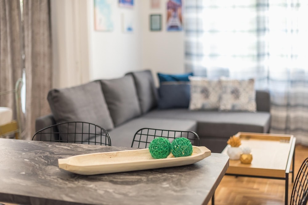 Athens Bright Suite by Cloudkeys