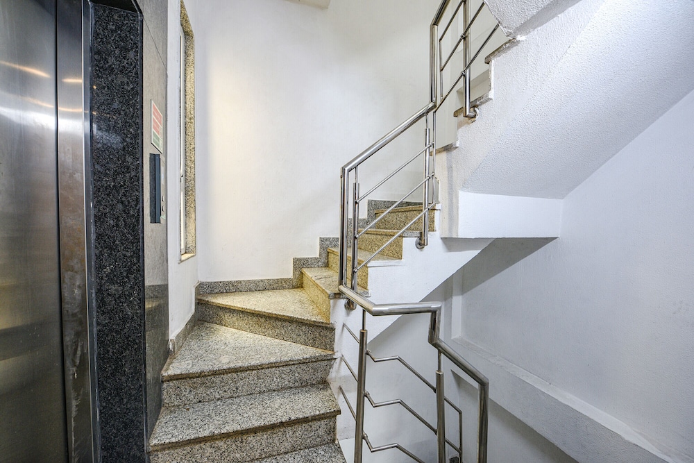 Fabhotel Ak Villa