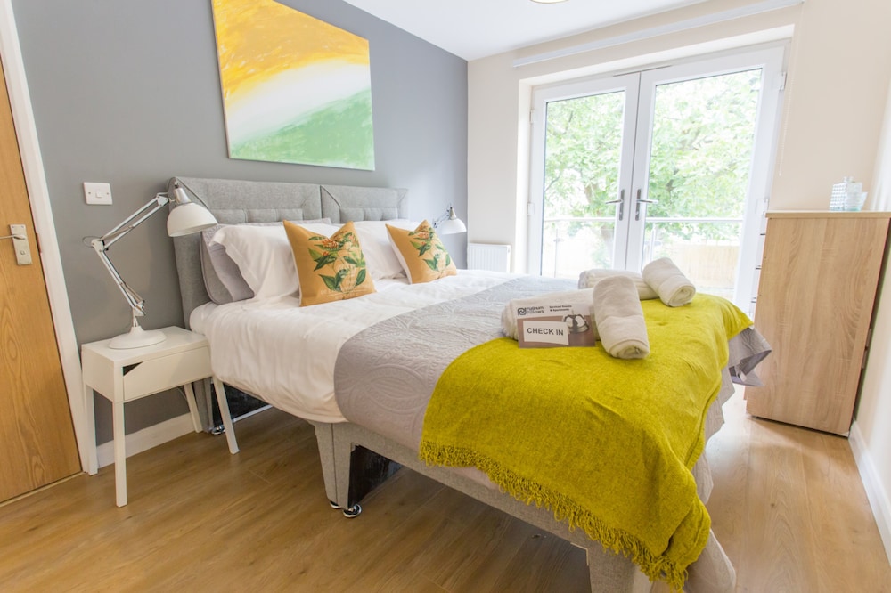 Oxford Vacations - Razia Apartments - Property Image 103