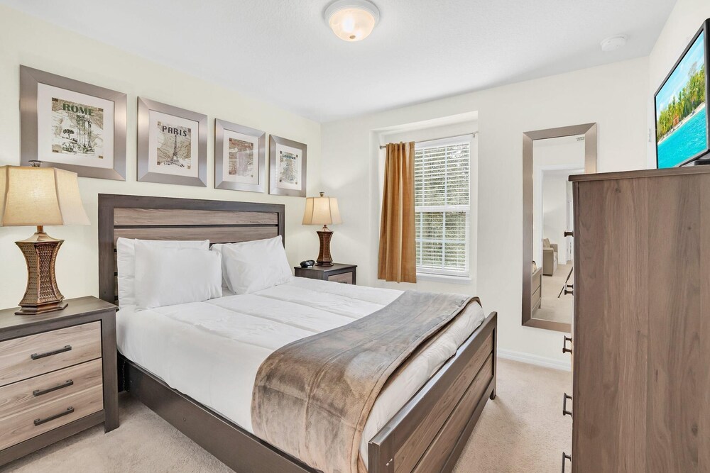 2027 MD - Windsor Westside Tranquil Haven