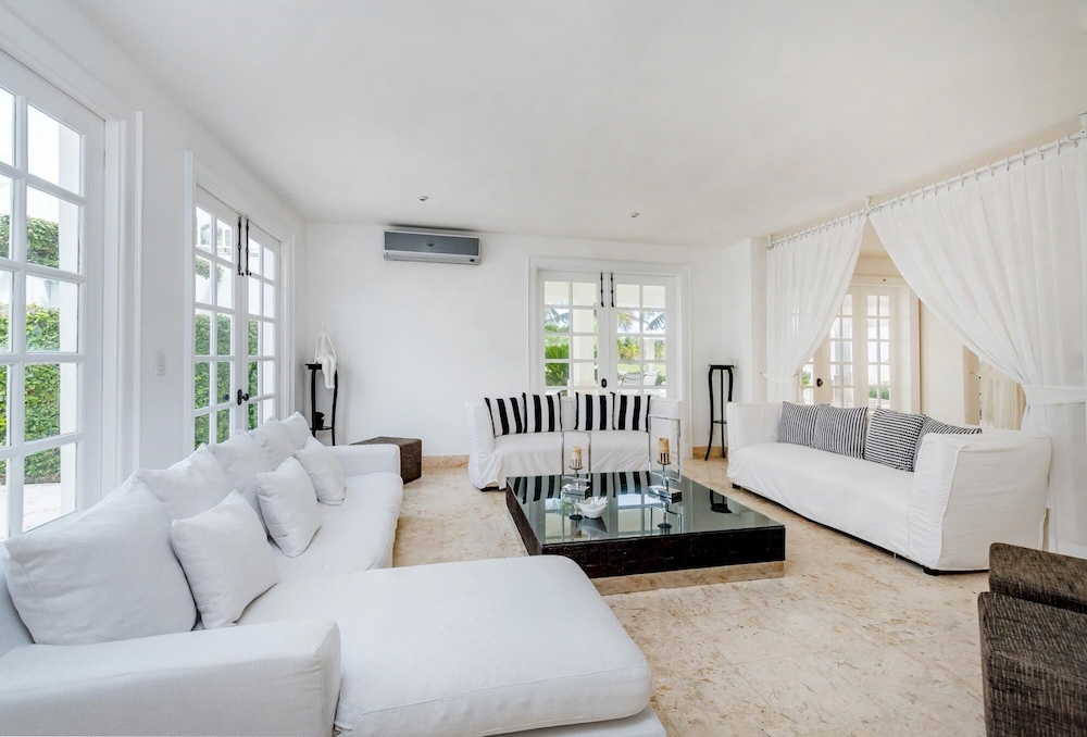 Luxury 2 Levels Villa for Rent at Puntacana Resort Club - Chef Butler Maid Pool view 3