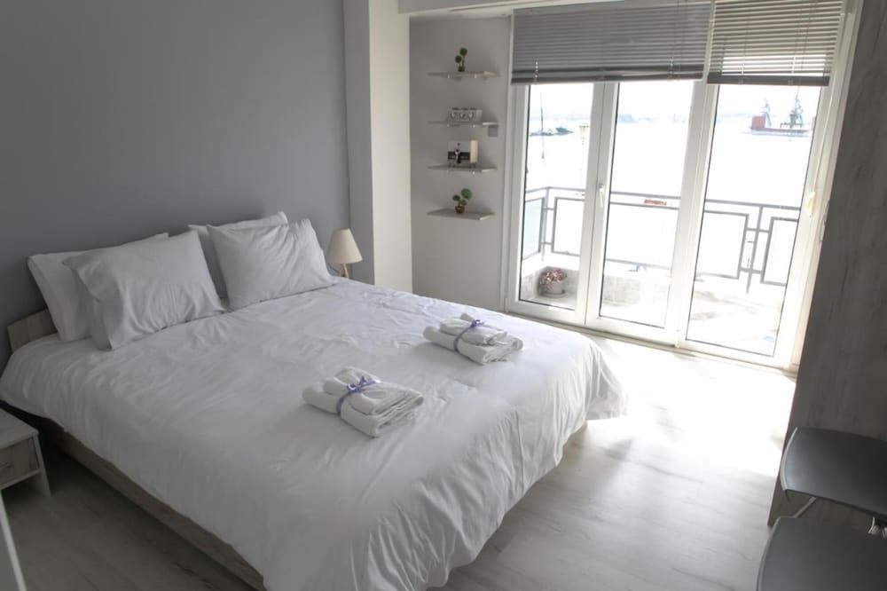 Volos Port View Apartment