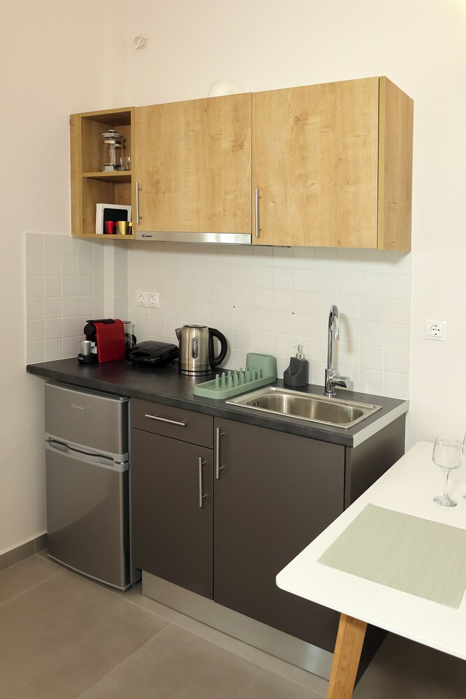 K9 Apartments