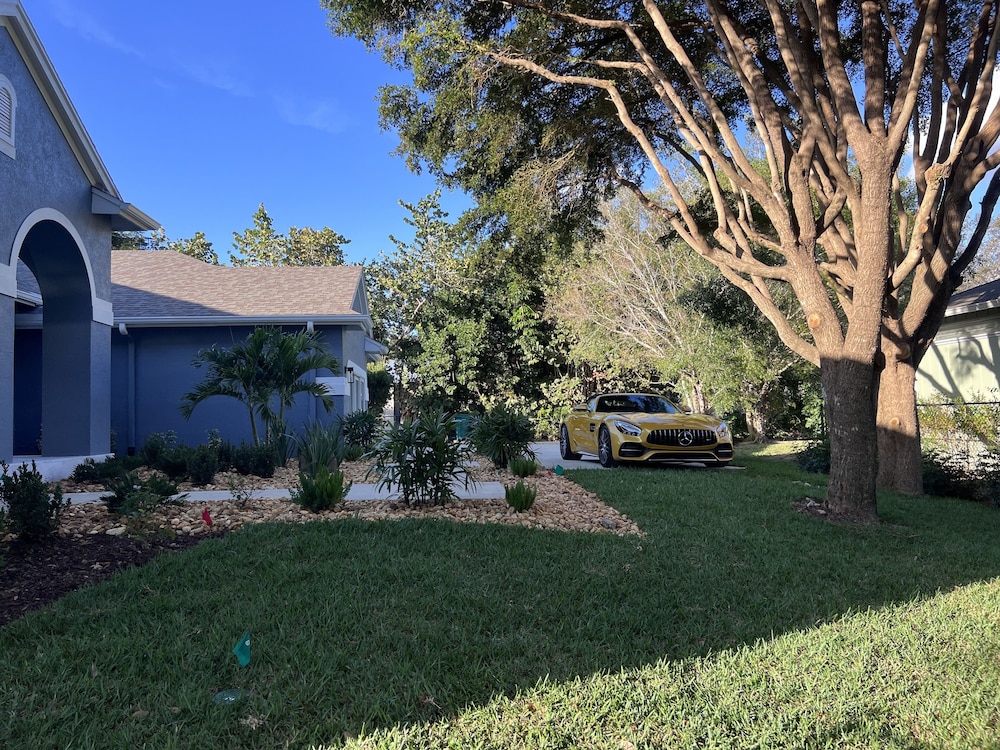 Fall In Naples - Game Room Pvt Pool Hot Tub Impeccable Decor 3 Bedroom Home
