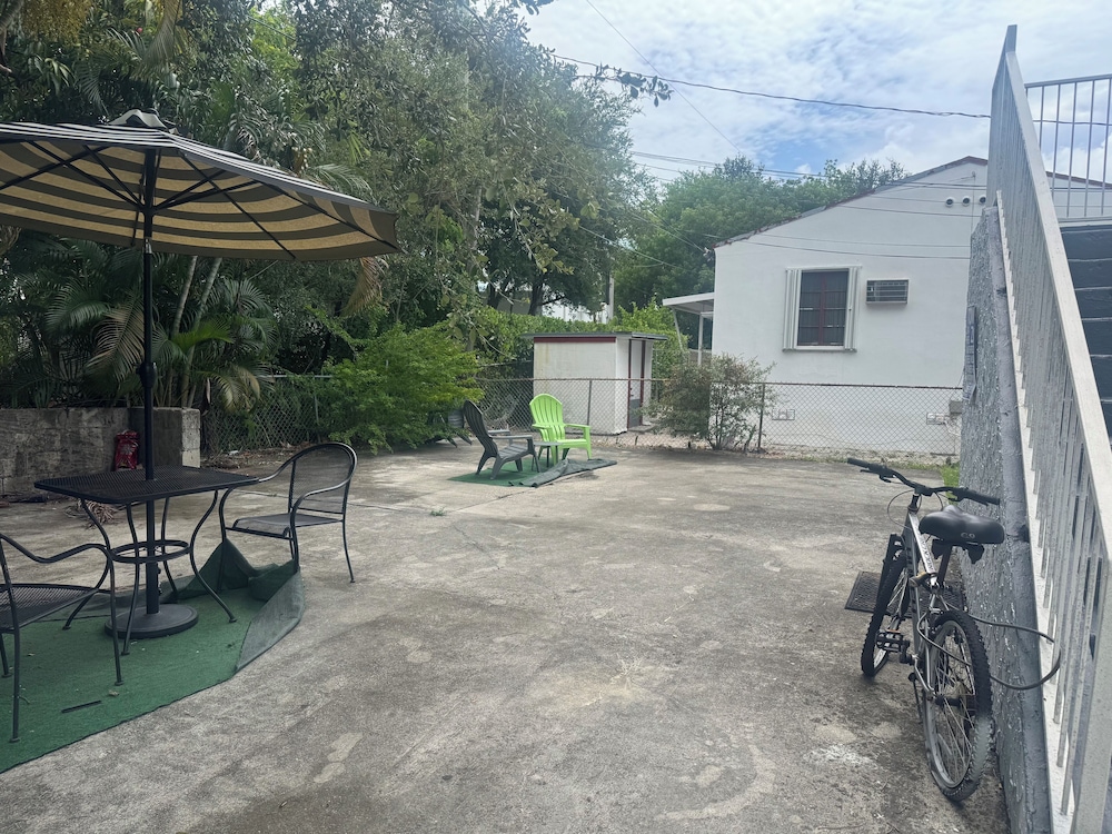Wynwood Hostel