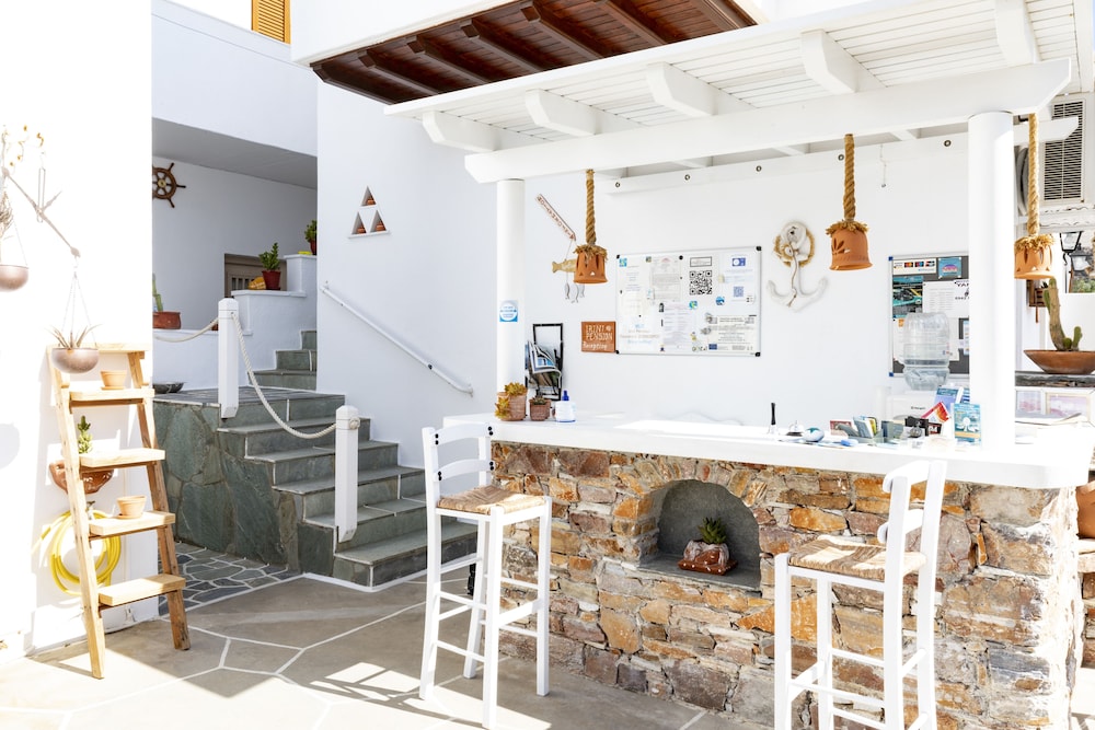 Irini Pension