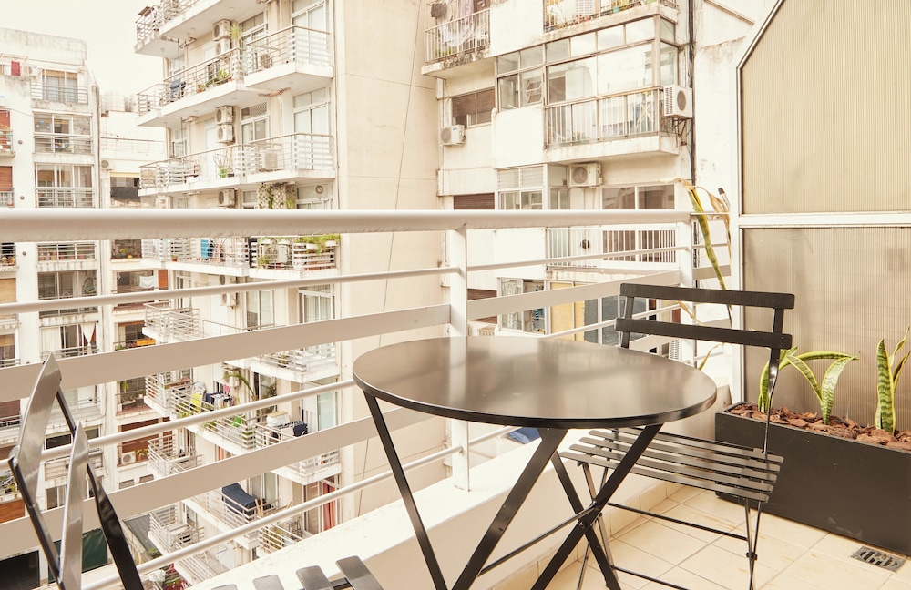 Hestia at Cabrera 3200