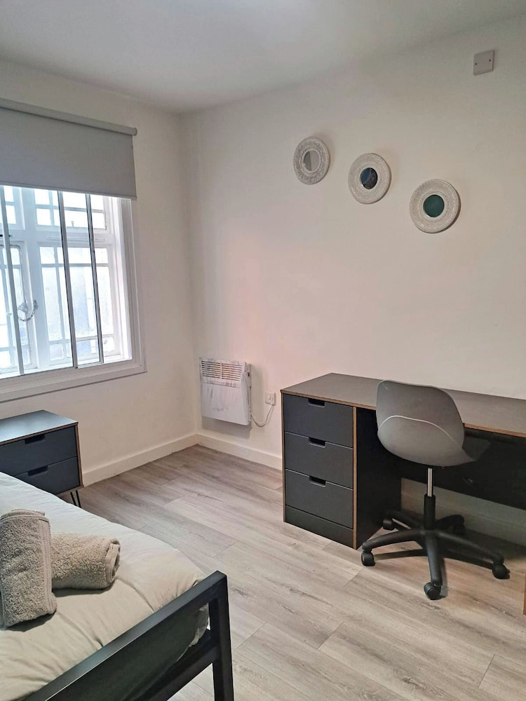 Practical & Affordable 2 BR Flat in City Centre