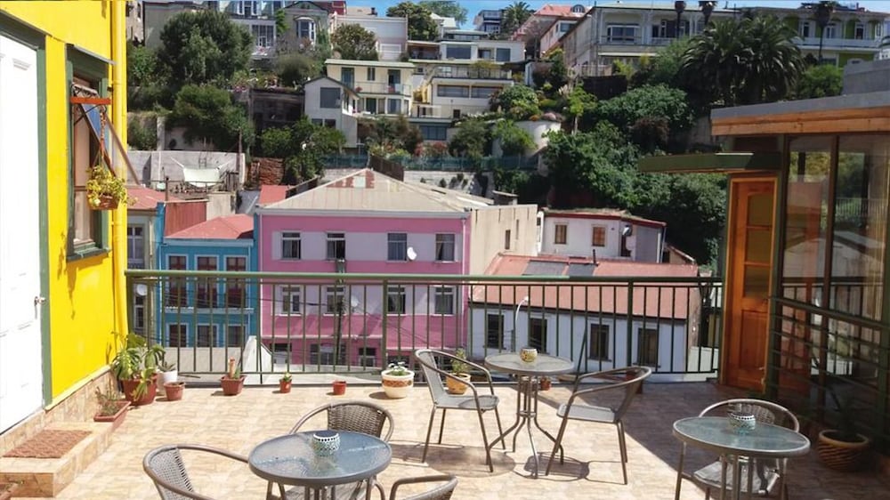 Hotel La Galería - Image 1