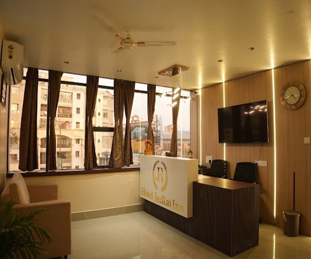 HOTEL JASRAJ INN