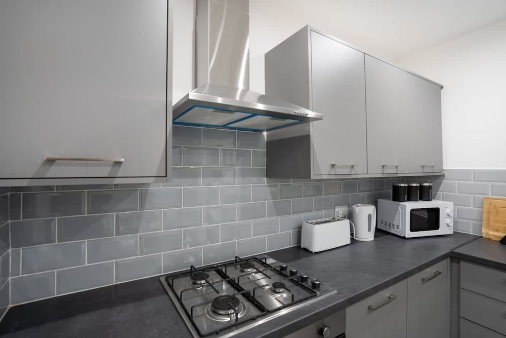 4 Bedrooms-4 Bathrooms House