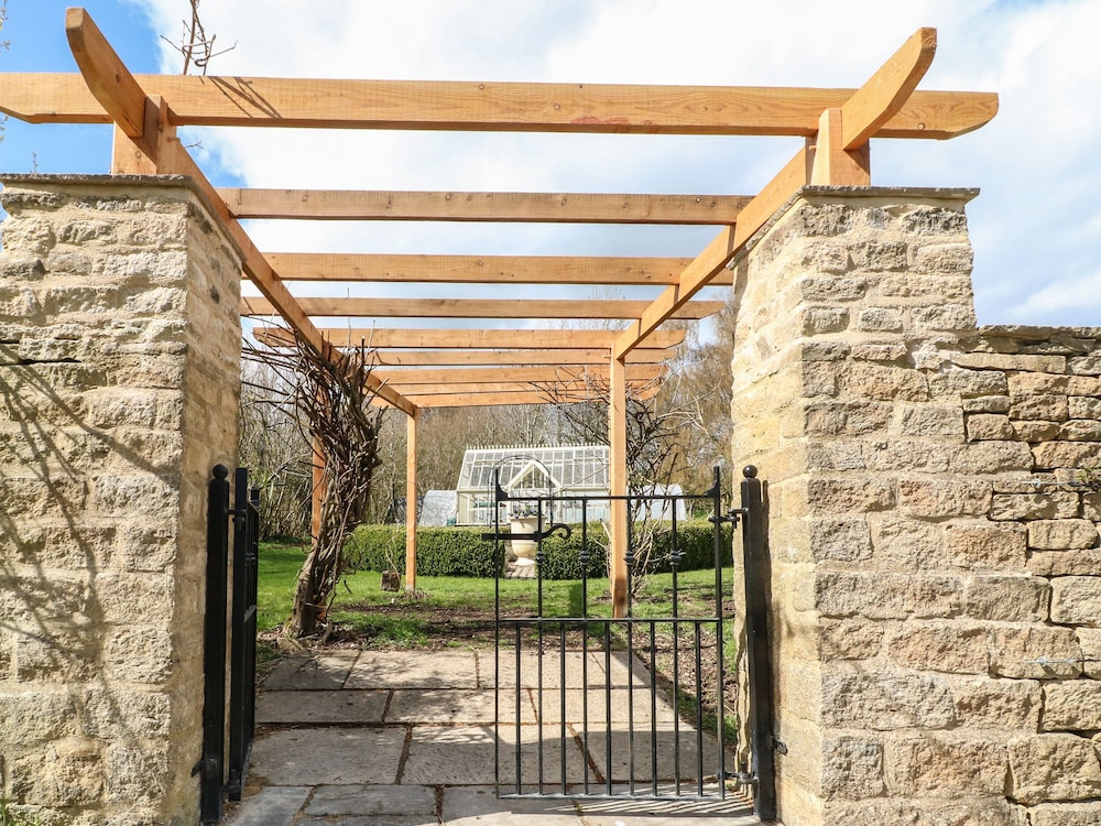 Stroud Vacations - Tickmorend Farm - Property Image 5