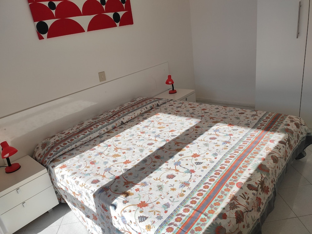 Modern Flat in a Quiet Area Near the Beach view 2