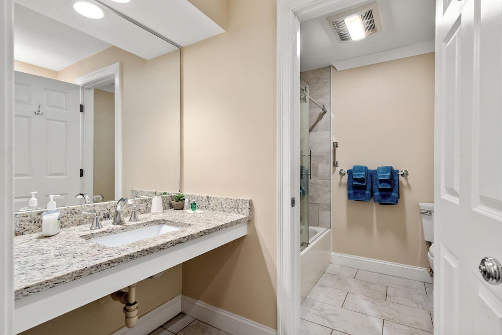 Guest House Suites