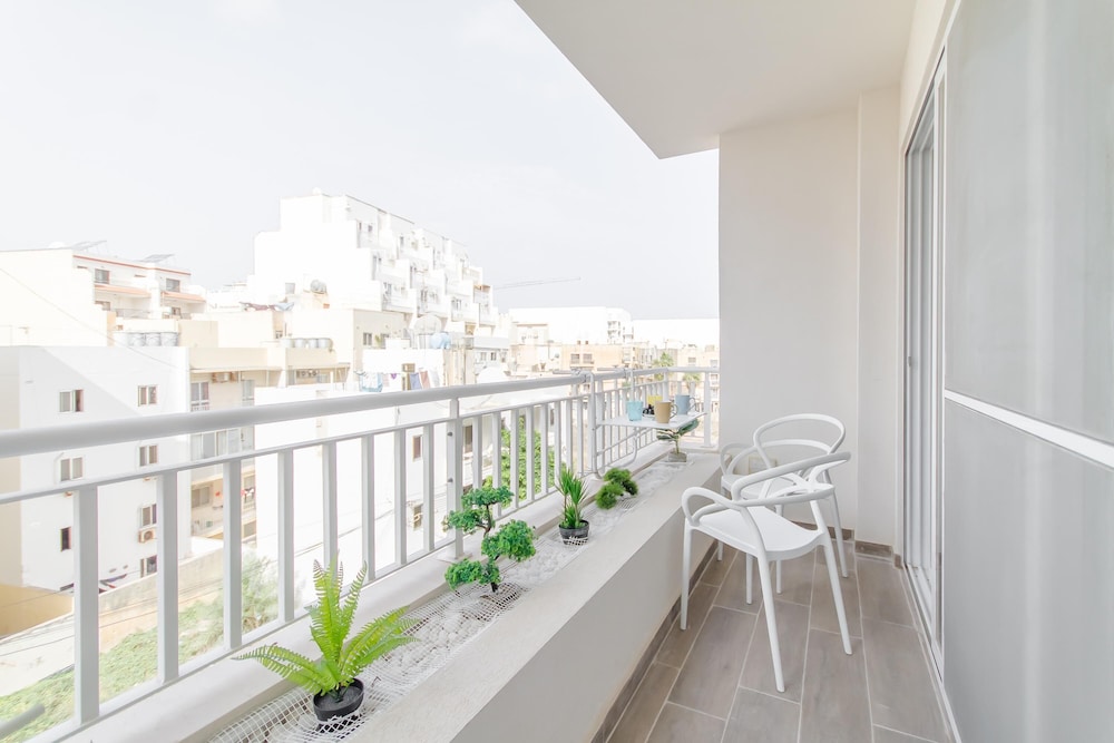 Palm Modern Apart 200mt From Sea Qawra photo 4