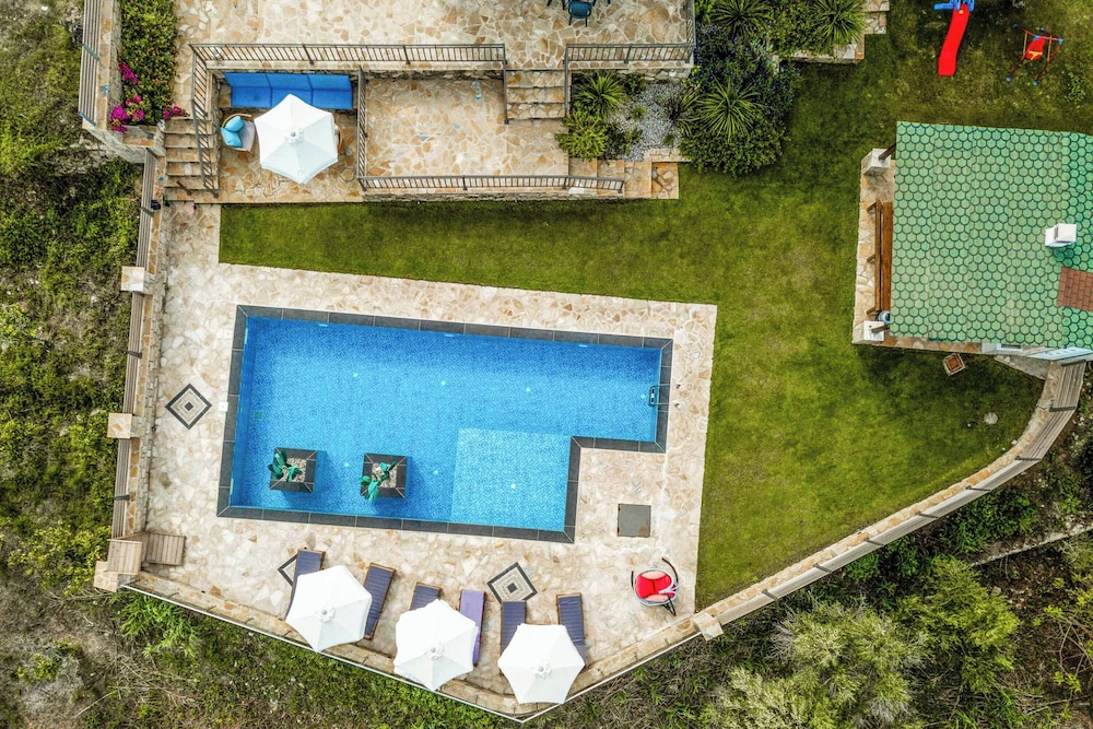 Villa Licaj