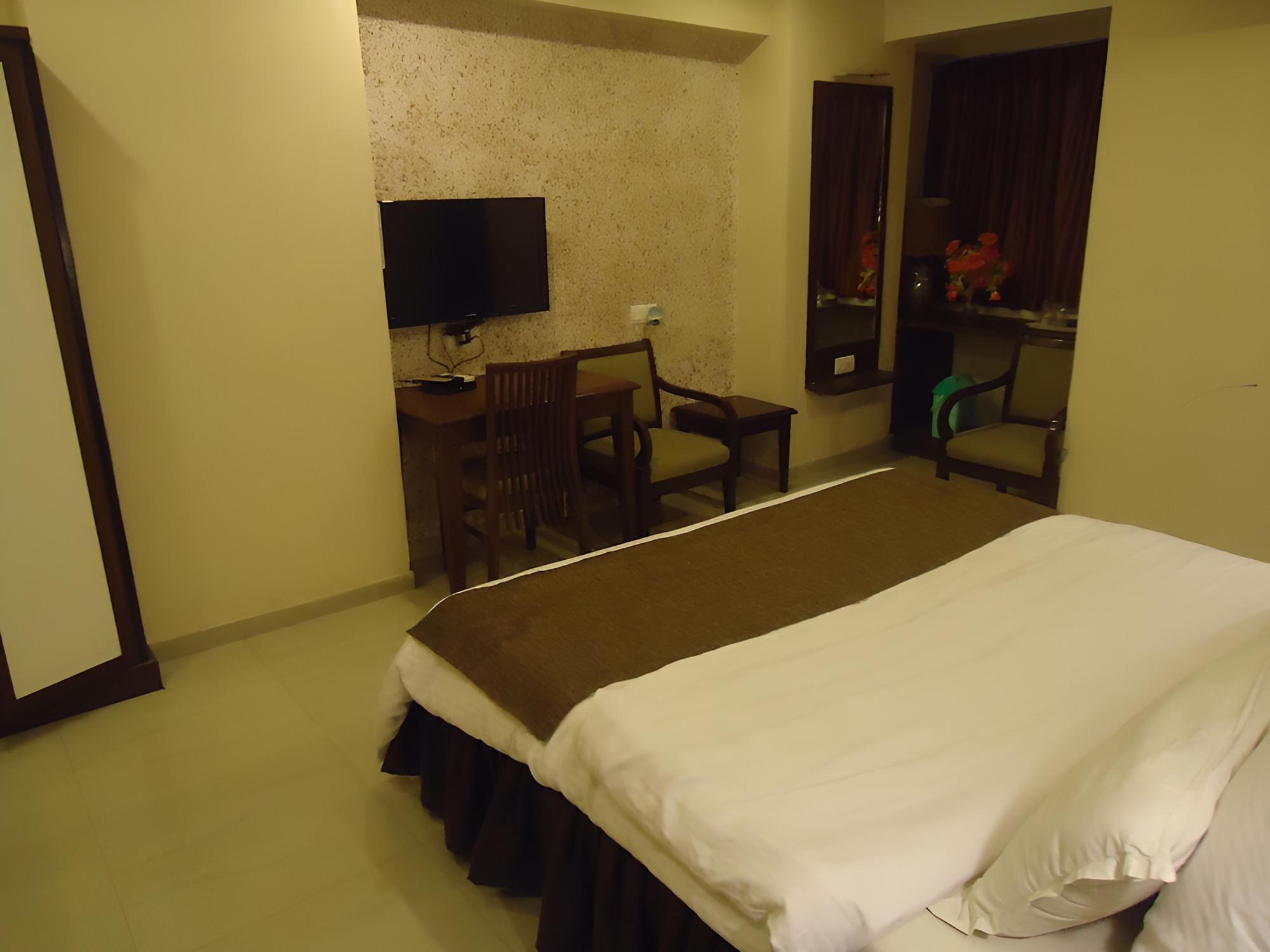Maan Residency Hotel