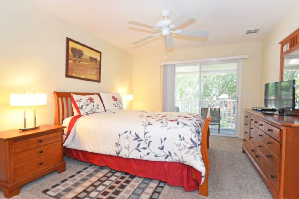 Isla Bonita 4 Bedroom Townhouse by Redawning view 3
