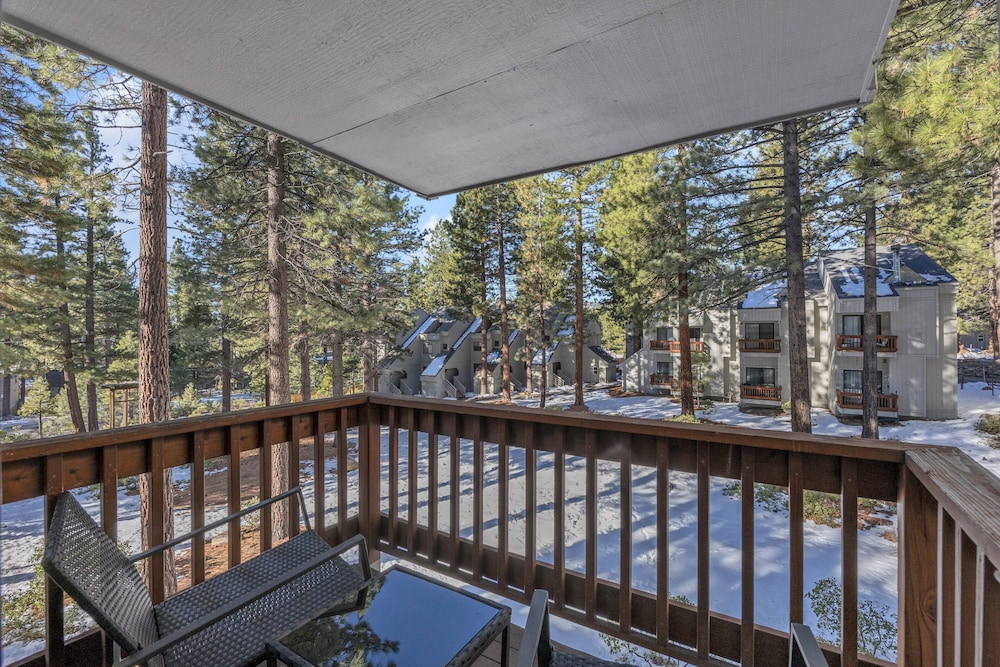 Alpine Retreat In The Heart Of Incline Village 2 Bedroom Condo
