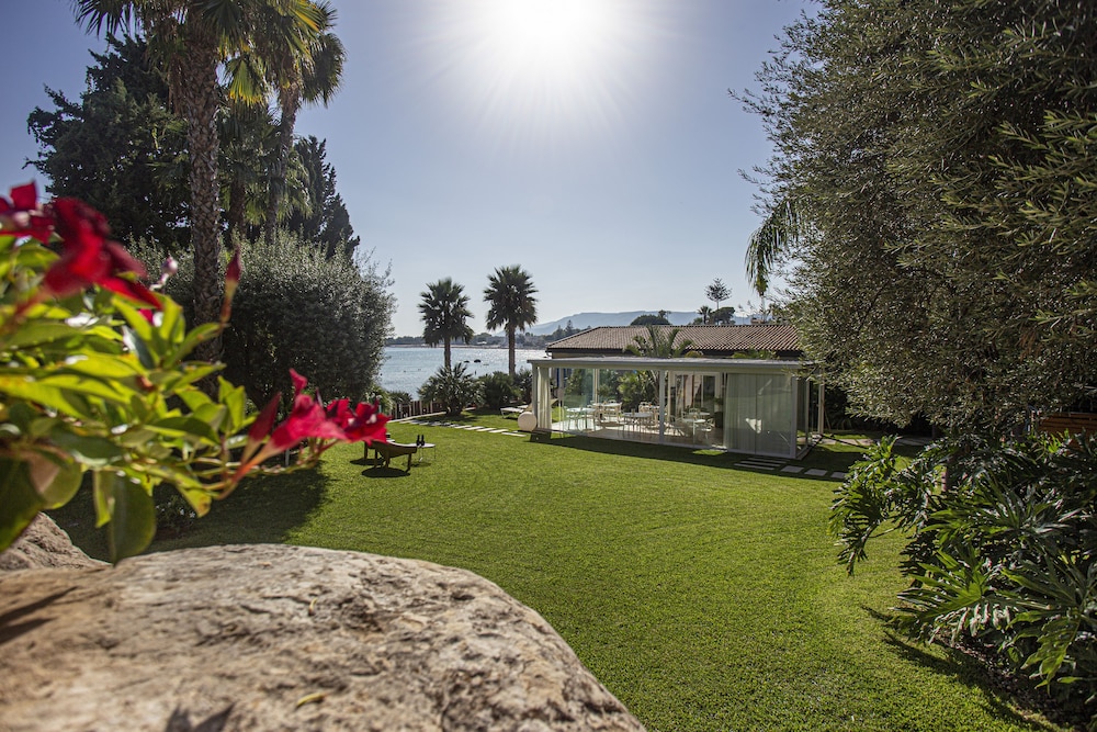 Calapetra Resort