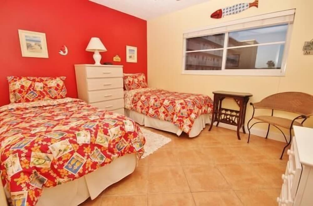 Sea Coast Gardens II 2 Bedroom Condo by Great Ocean Condos