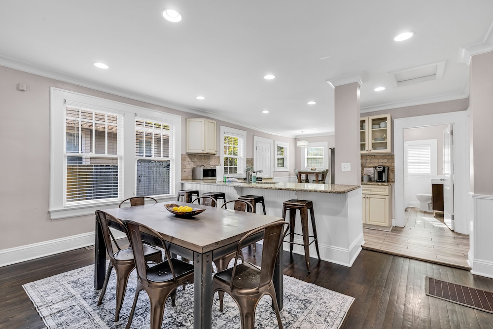 Fort Myers Vacations - Bright and Modern Close to Everything - Property Image 11