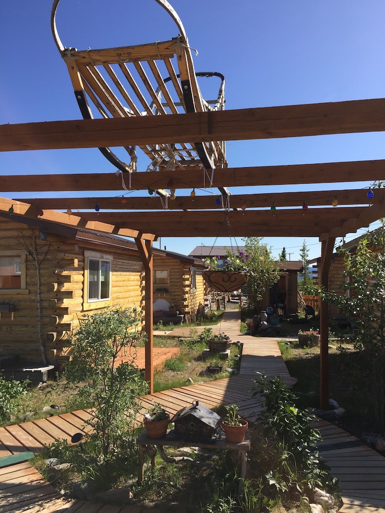 Earthsong Lodge