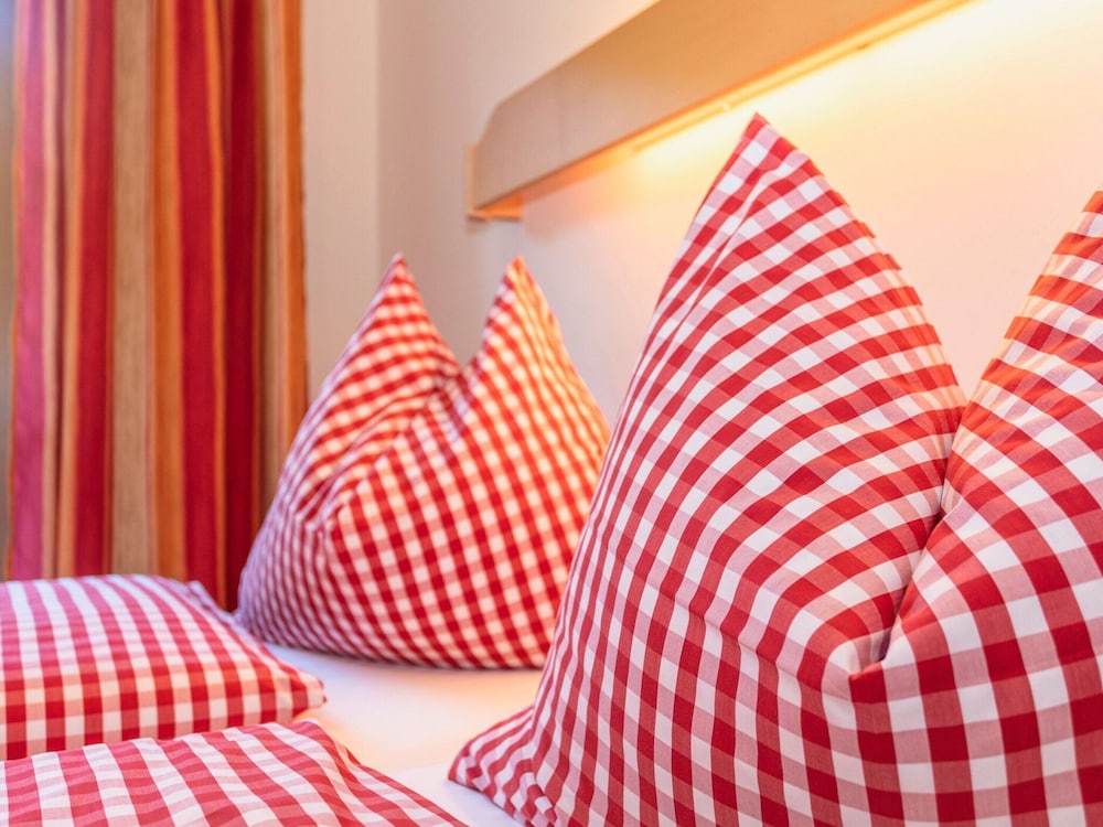 Elegant Apartment in Saalbach-hinterglemm Near Ski Bus