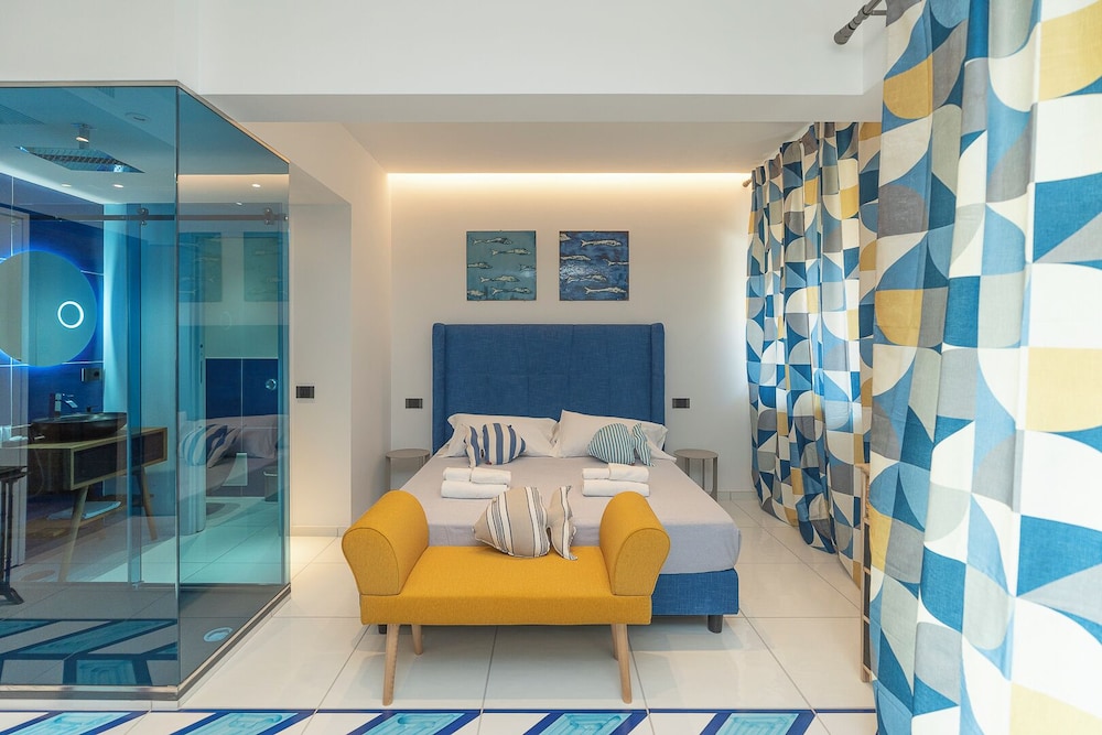 Maiori Suites
