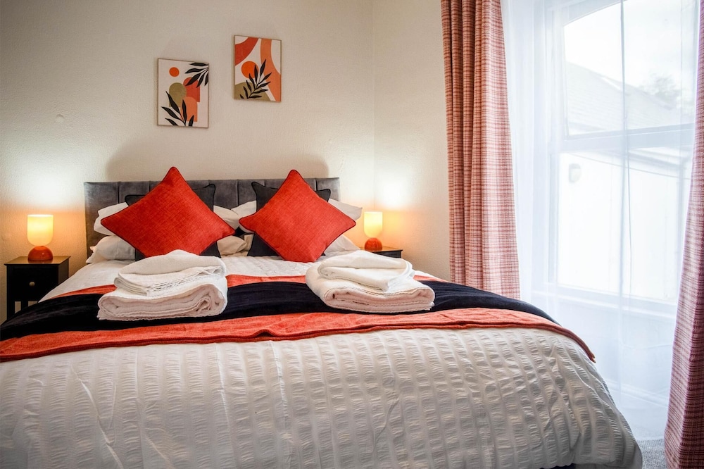 No 7 Moorfield Road - 3 Bed Townhouse - Narberth