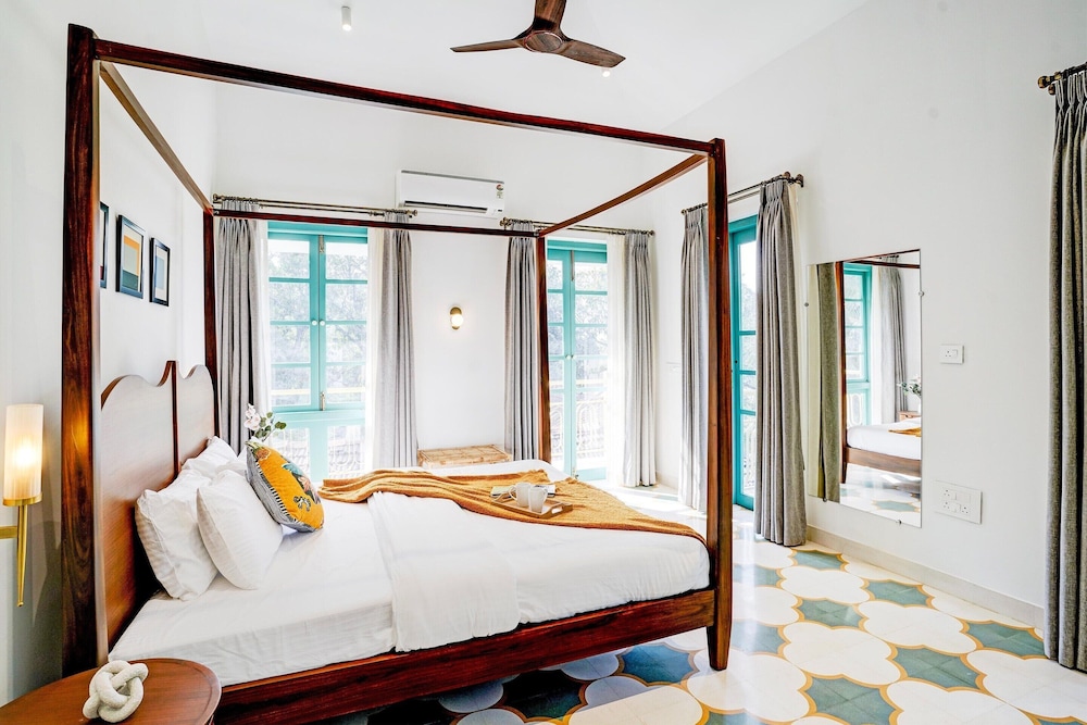 Villa in Siolim Near Morjim Beach