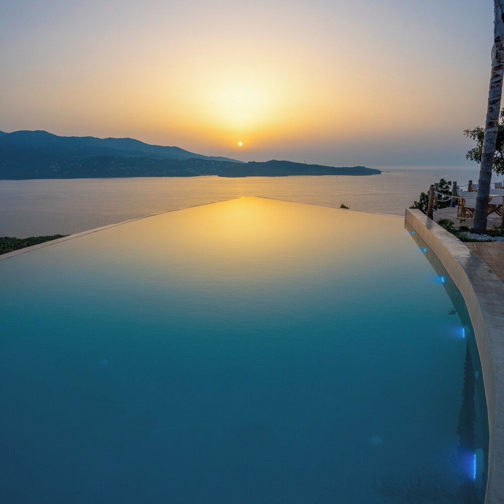 Arameras Beach Resort 36