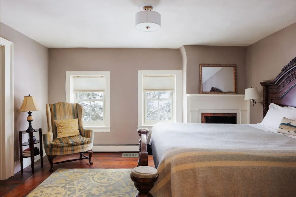 Elmrock Inn - Property Image 15