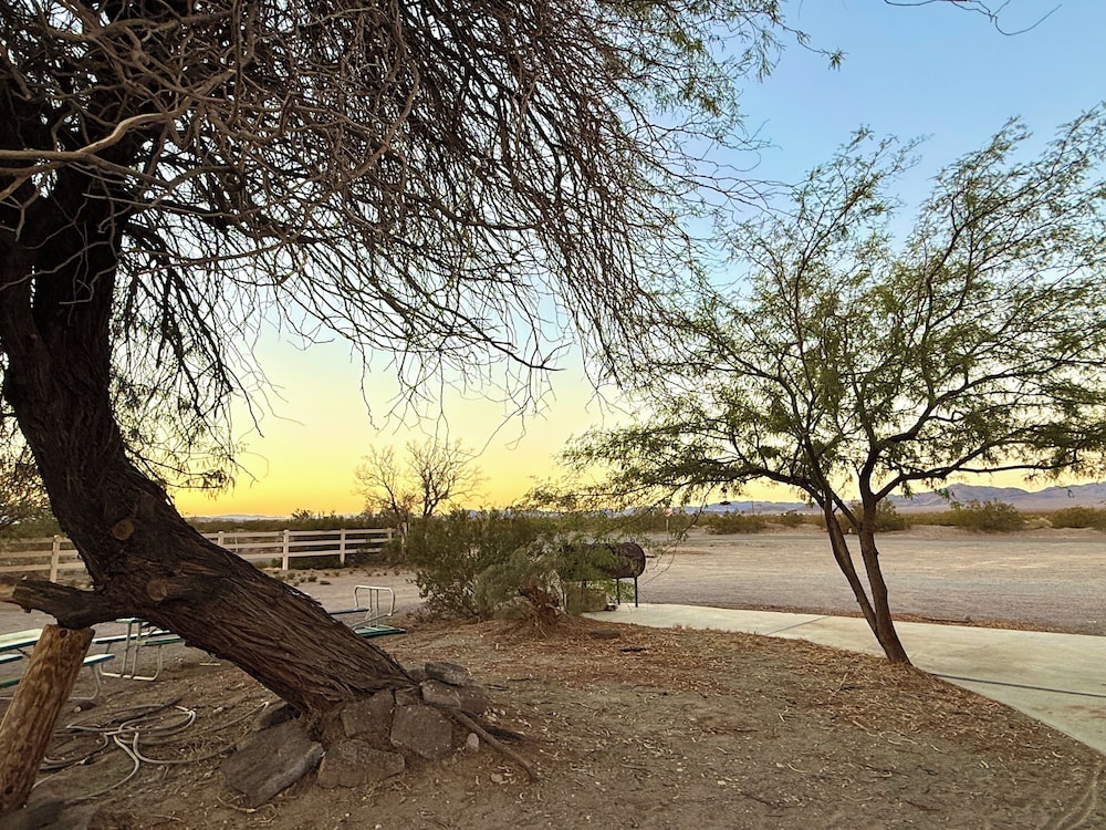 Short Branch Motel