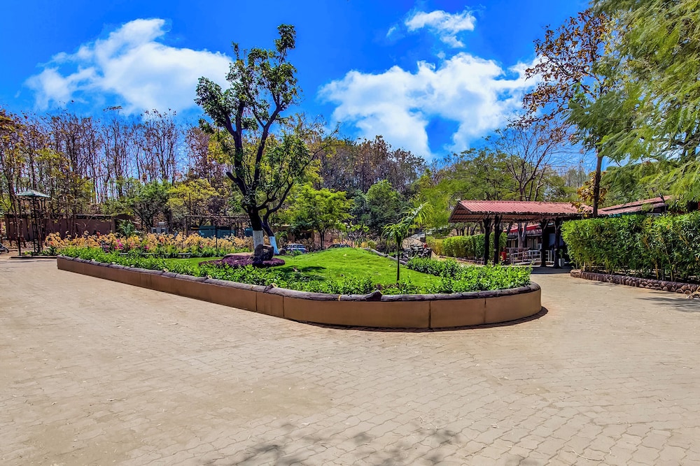 Club Mahindra Netrang