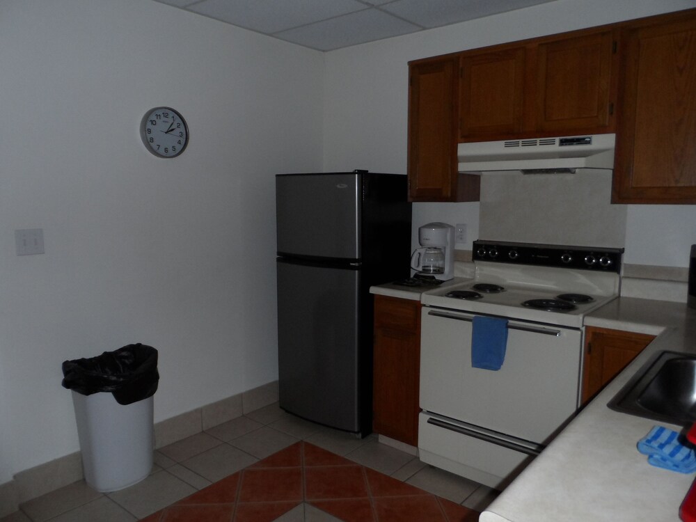 Economy Suites