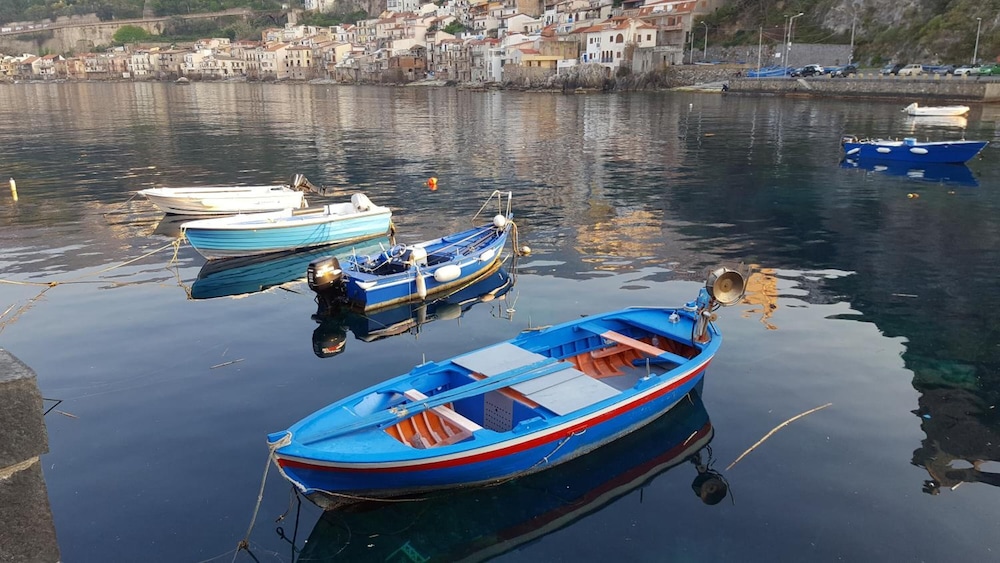 Sea Side Rooms en Scilla — other