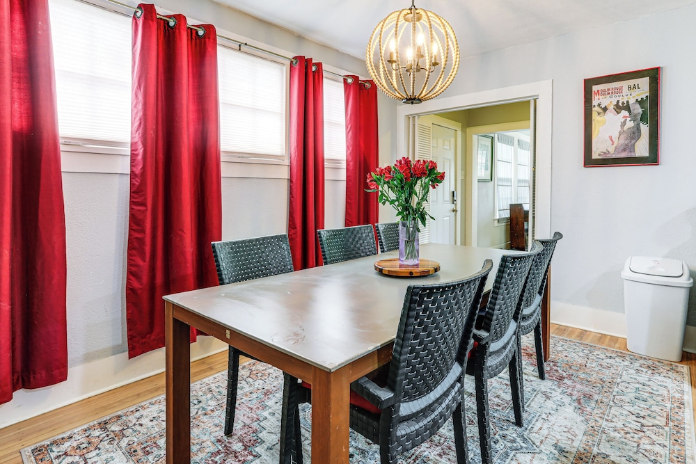 2 Mi to Lsu: Mid City Home w/ Yard & Patio!