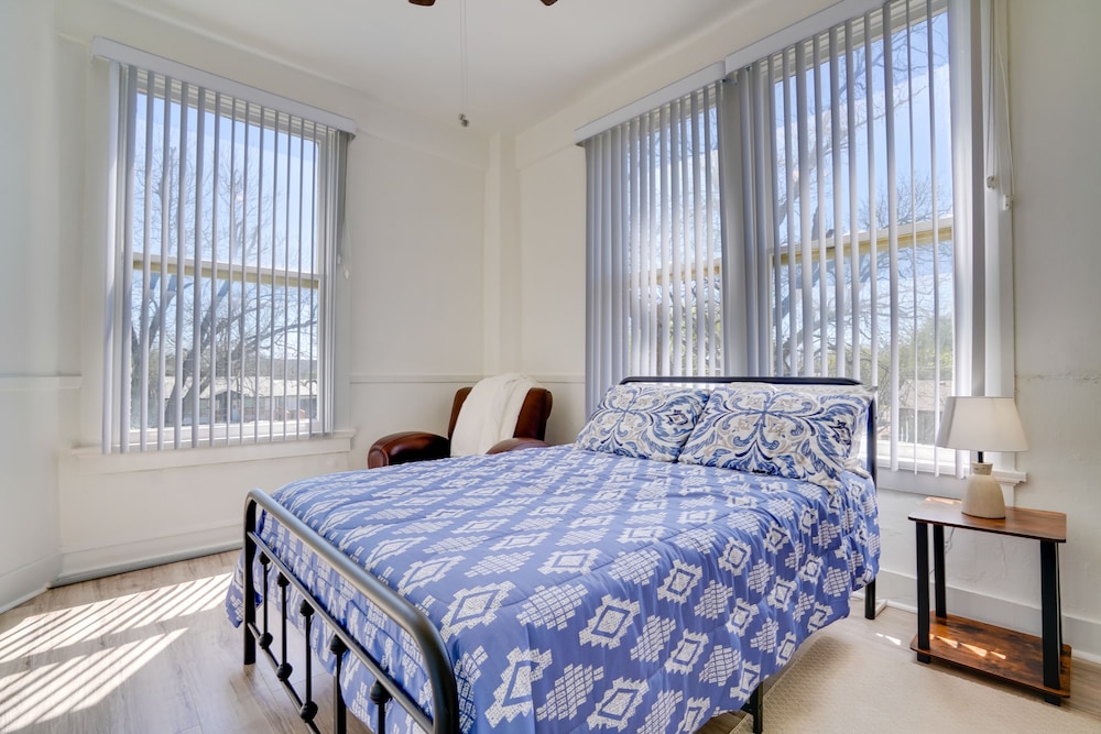 Schertz Vacation Rental: 20 Mi to San Antonio